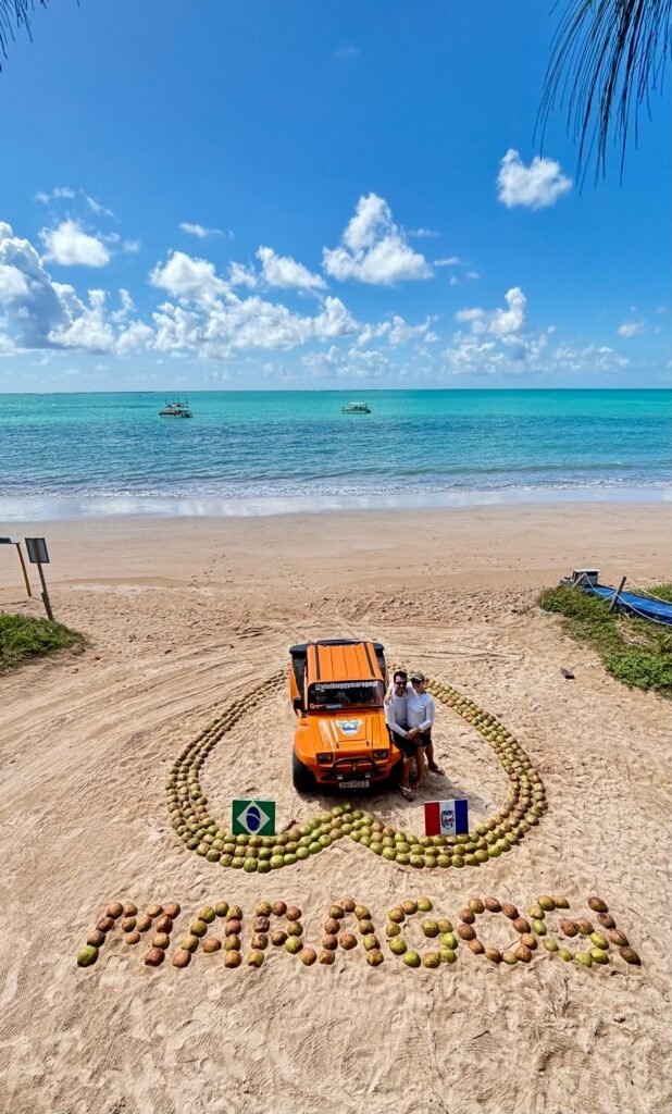 Passeio de buggy em Maragogi com parada para fotos no coração de cocos